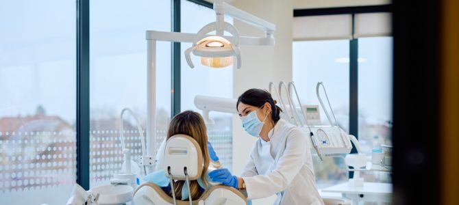 Vanliga orsaker till käkbesvär och hur du kan förebygga smärta